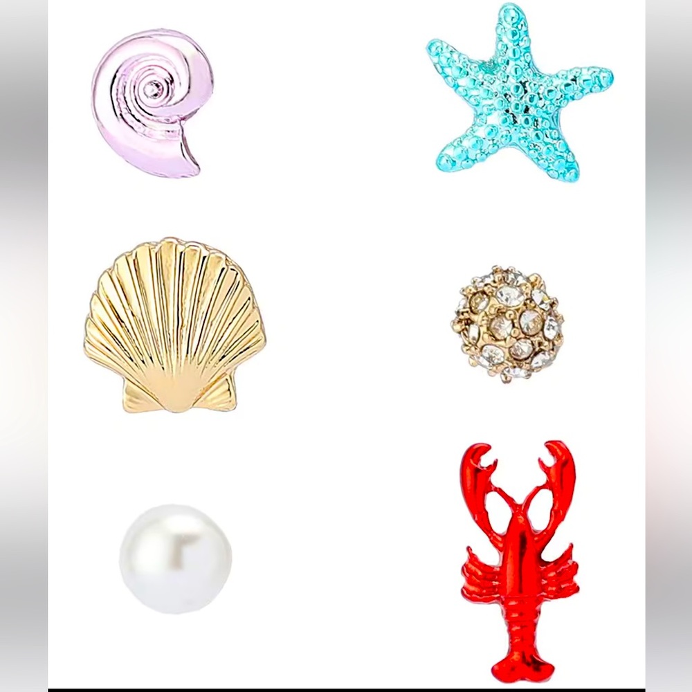 Betsey Johnson
Mermaid Jewels Lobster & Seashell Stud Earring Set